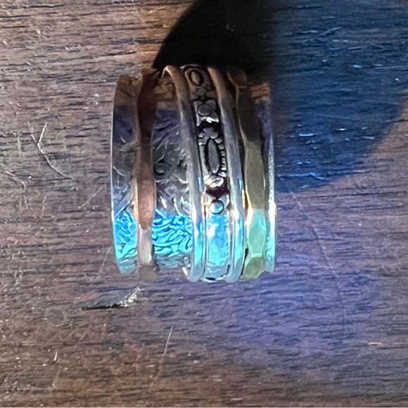 Silver spinner ring size, size 8 new - Picture 3 of 4